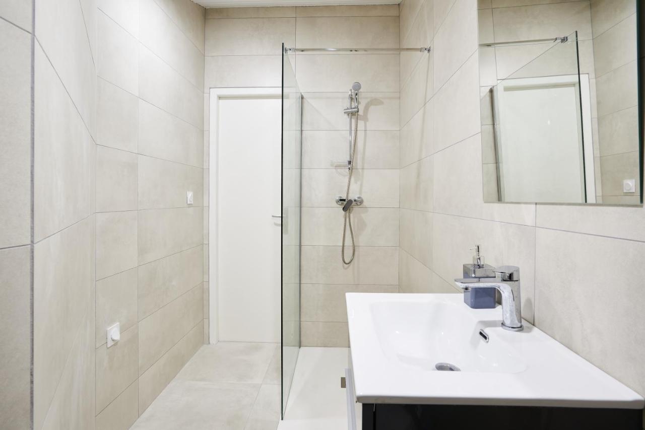 Duplex De Standing En Plein Coeur De Beziers Apartment Bagian luar foto